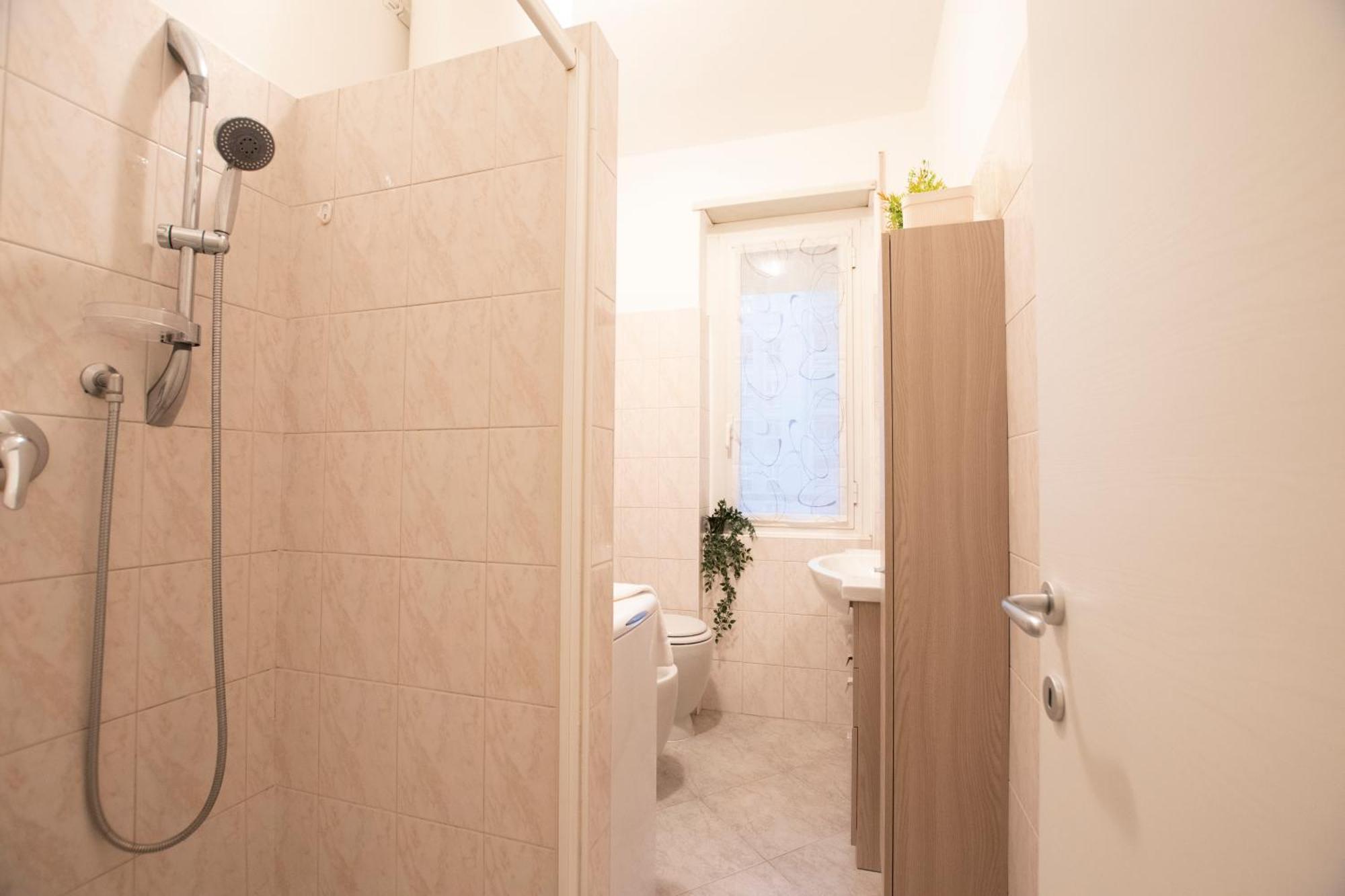 Ihost Apartment - Lodi 47 Milano Esterno foto