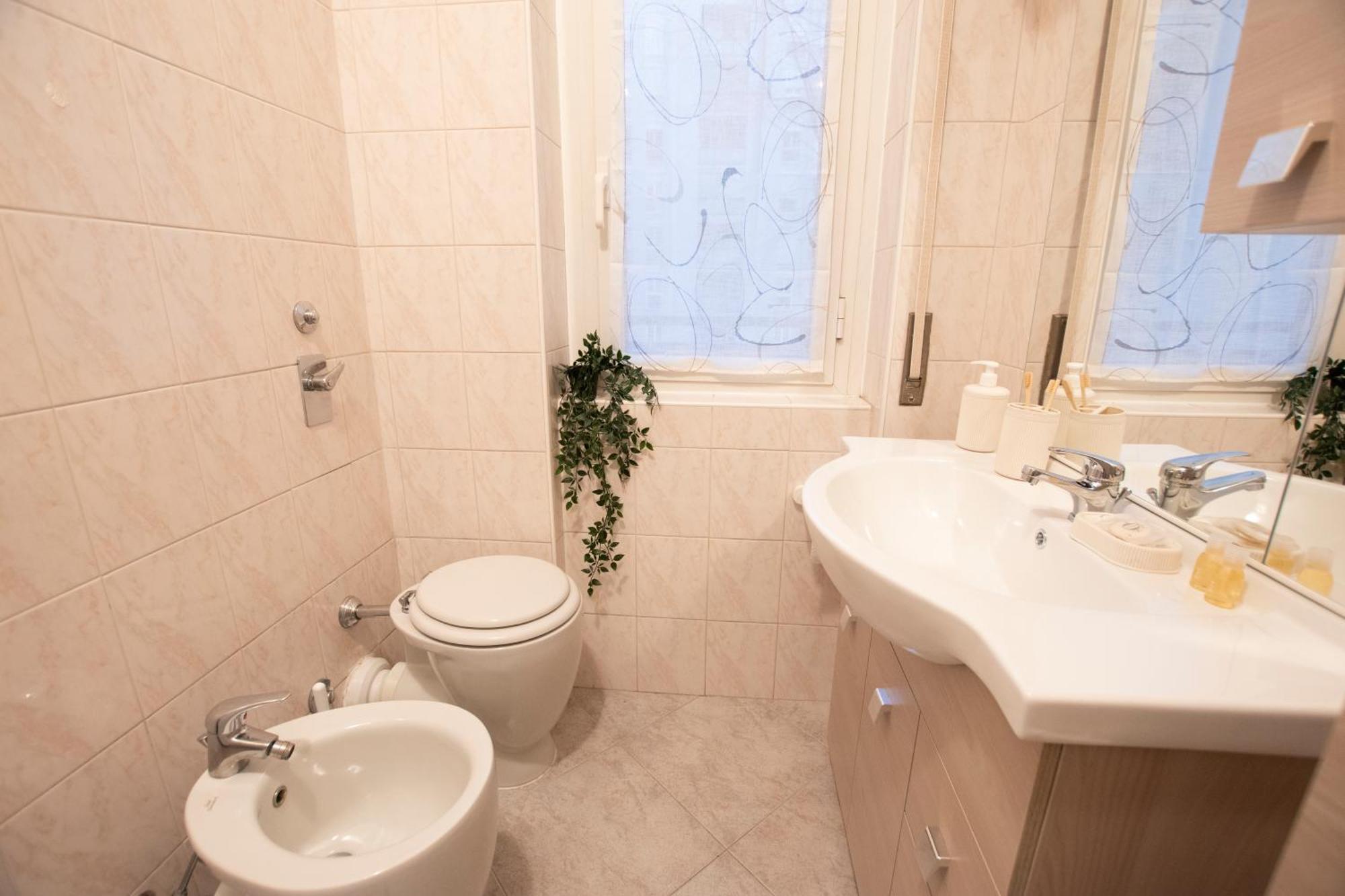 Ihost Apartment - Lodi 47 Milano Esterno foto